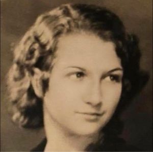 Meet your Posher, Nikki